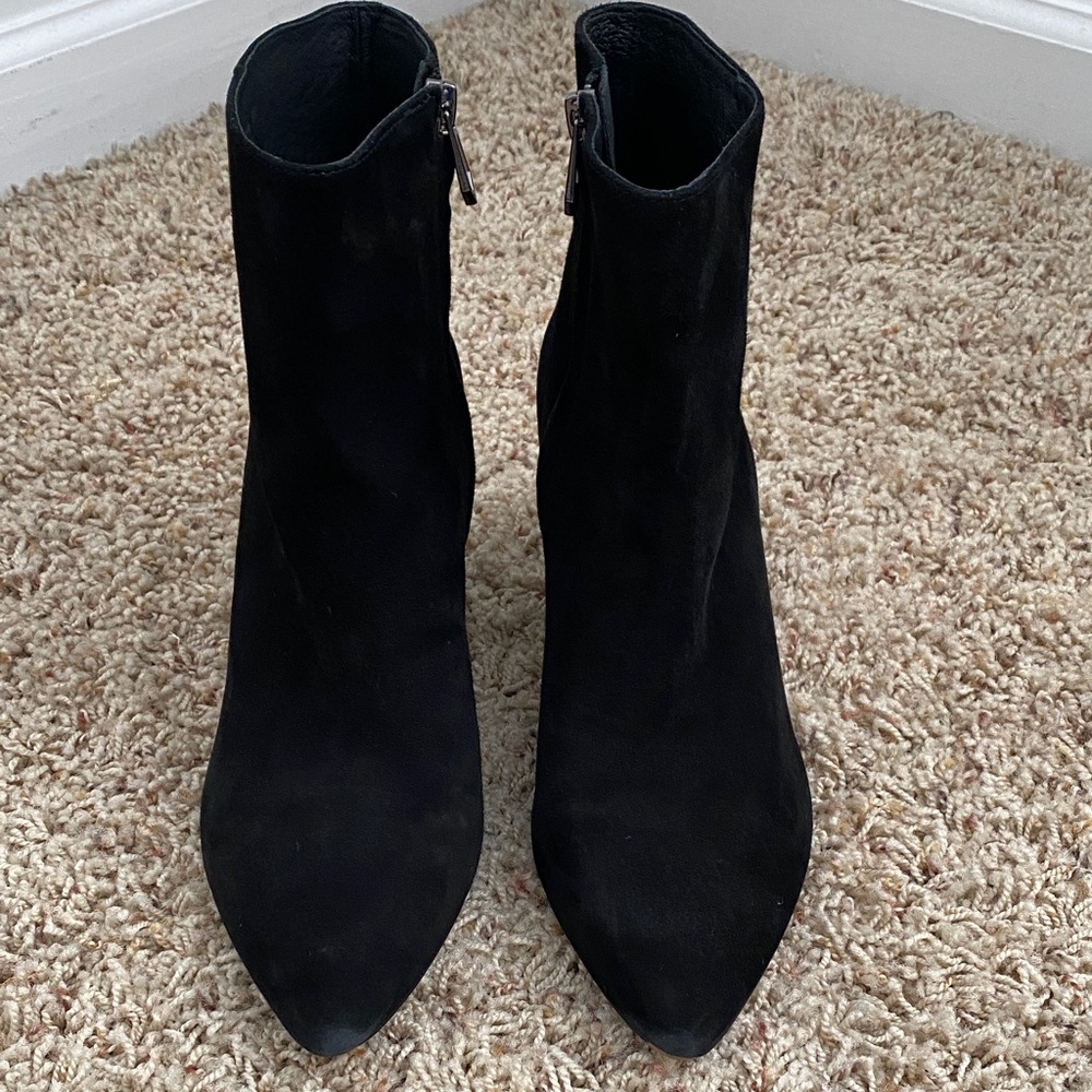 Botkier New York Sasha Black Suede Almond Toe Ankle Boots Size 9.5